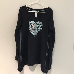 Girls cool rash guard/beach long sleeve.